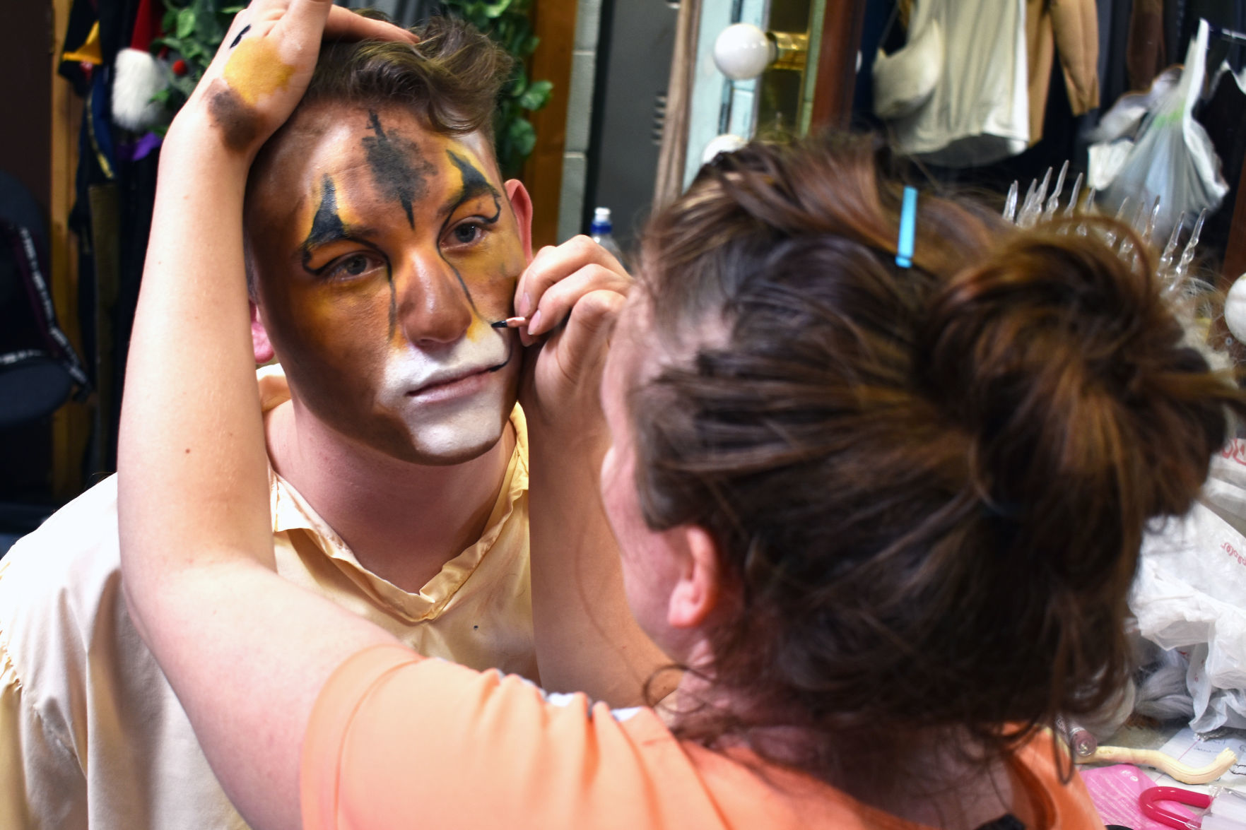Lion makeup (copy) (copy)